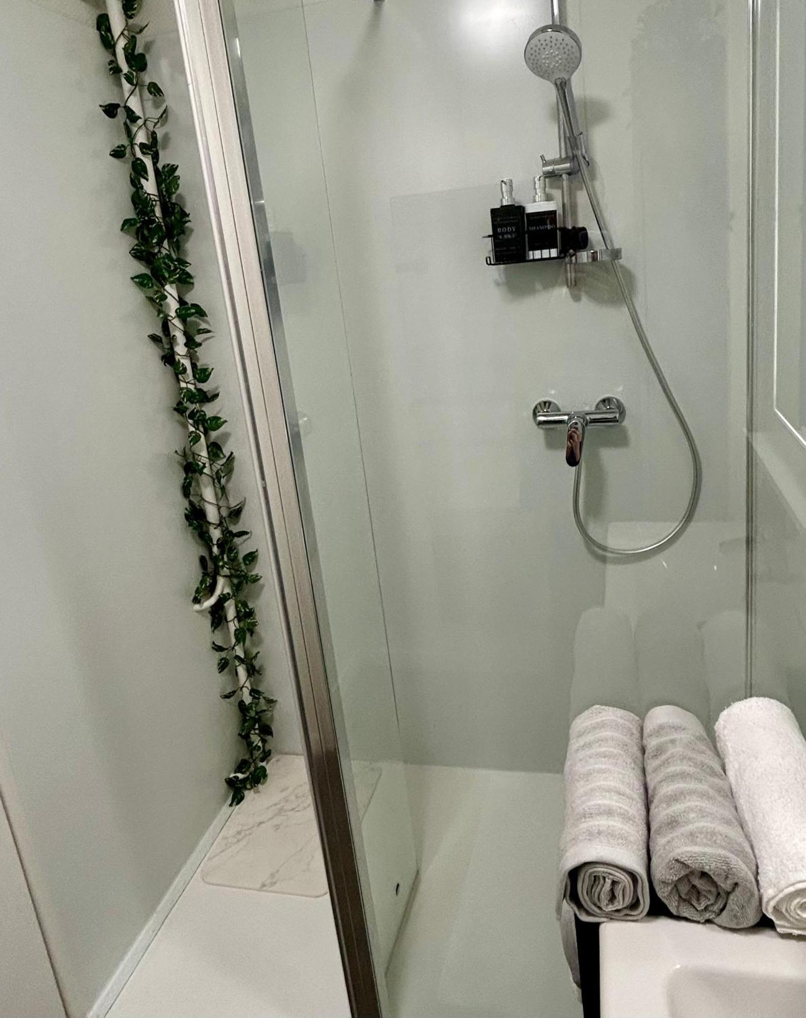 Cocon Cosy Et Verdoyant - Private Parking, Breakfast, Wifi, Netflix Caen Exterior foto